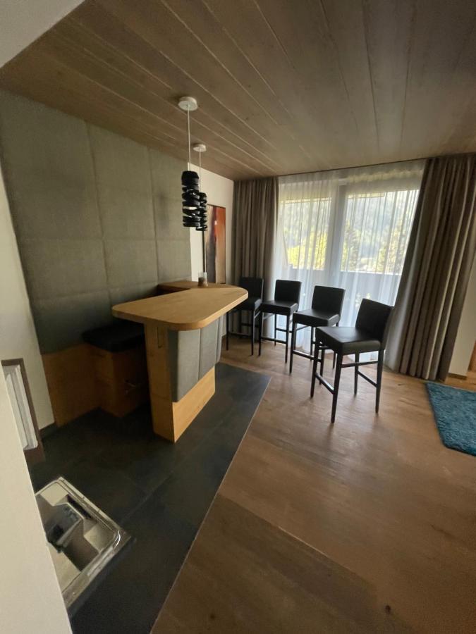 Haus Alt St. Anton Daire Sankt Anton am Arlberg Dış mekan fotoğraf