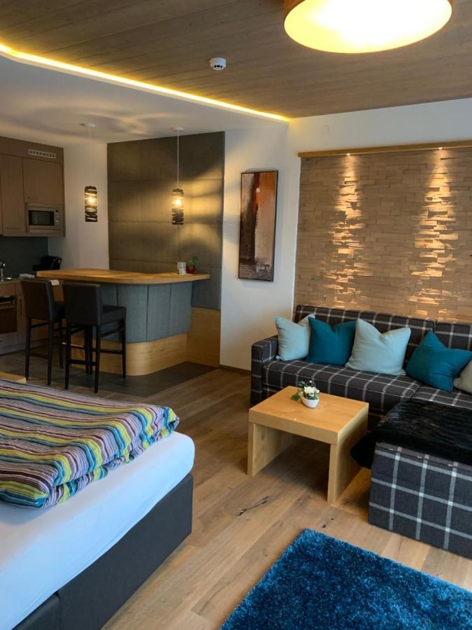 Haus Alt St. Anton Daire Sankt Anton am Arlberg Dış mekan fotoğraf